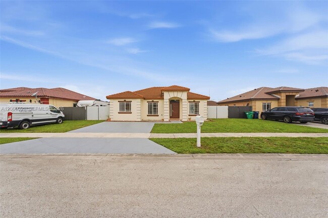 Building Photo - 13243 SW 252nd Ln