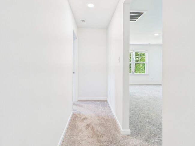 Building Photo - 5701 Brailen Dr
