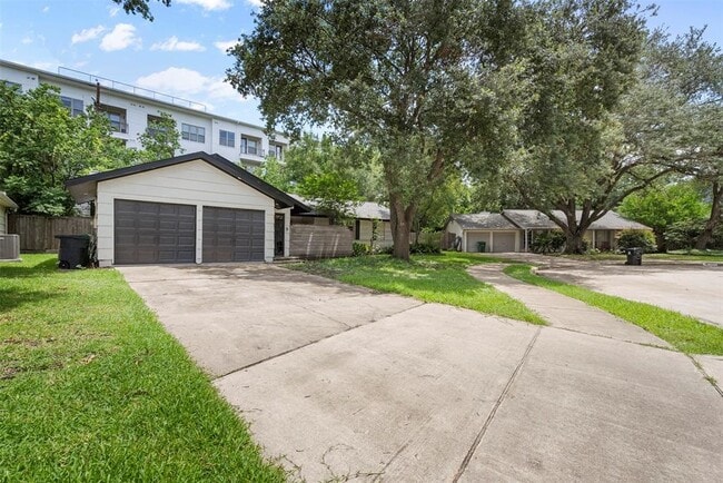 Building Photo - 5422 Lincrest Ln