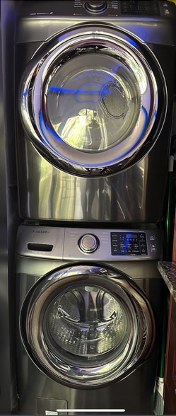 Building Photo - 1008 NE 11th St - Side Unit