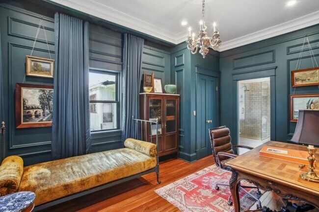 Building Photo - 788 Lake Ave NE