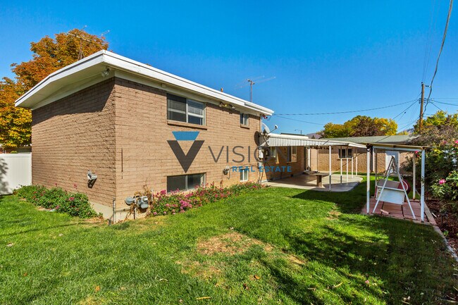 Building Photo - 558 E 3665 S