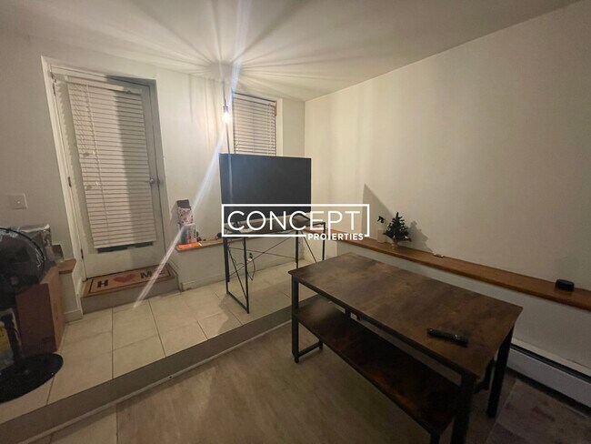 Building Photo - 28 Symphony Rd