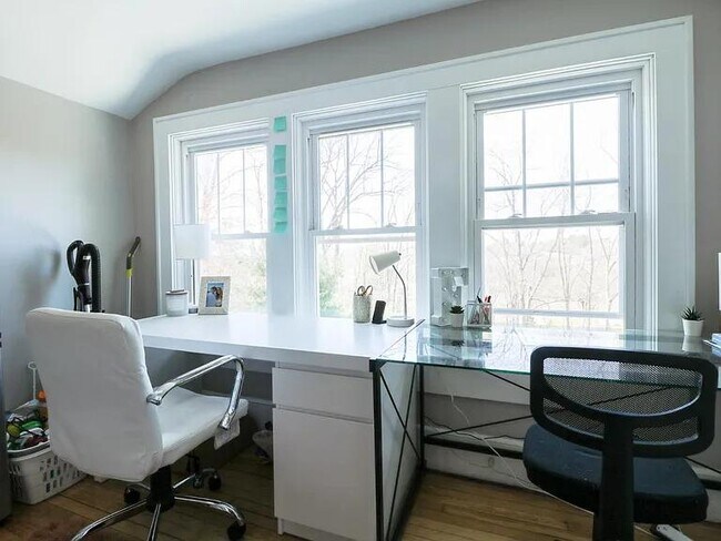 Building Photo - 3342 Yellow Sulphur Rd