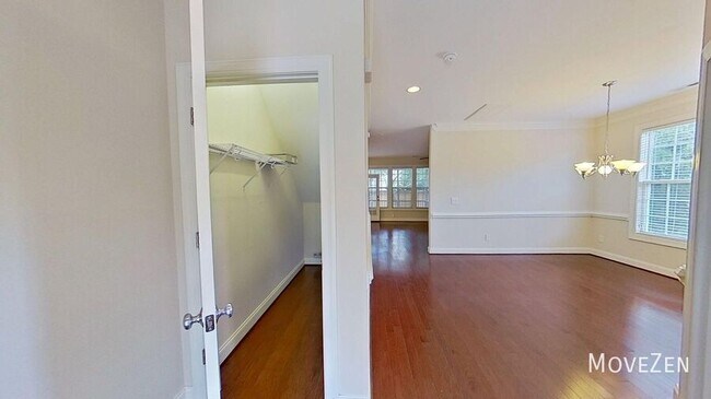 Building Photo - 419 Golden Harvest Loop