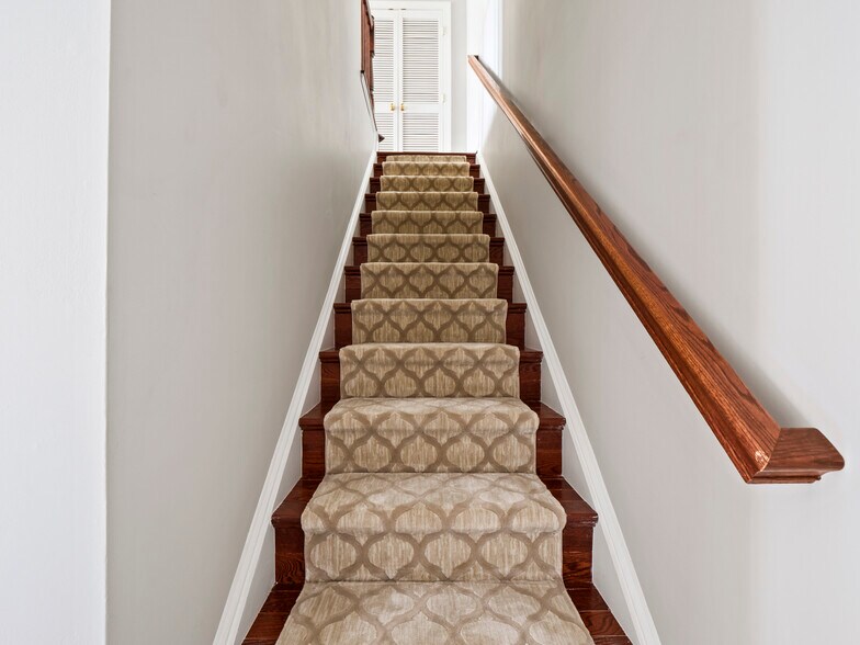 Building Photo - 2498 Curie Ct