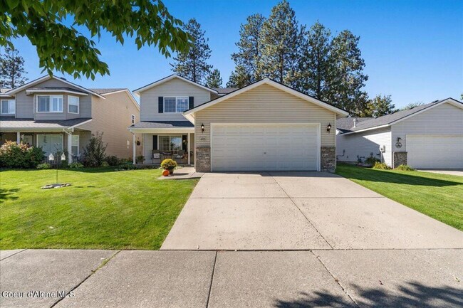 Building Photo - 4995 N Tasman Dr