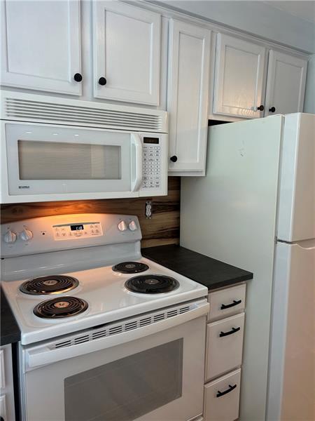 Building Photo - 5046 Harvest Ln