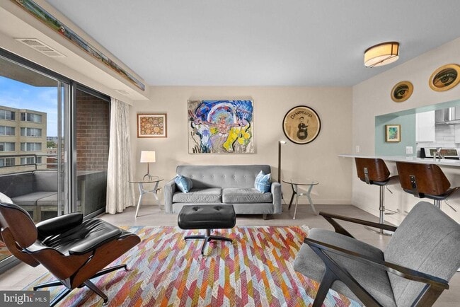 Building Photo - 1401 17th St NW