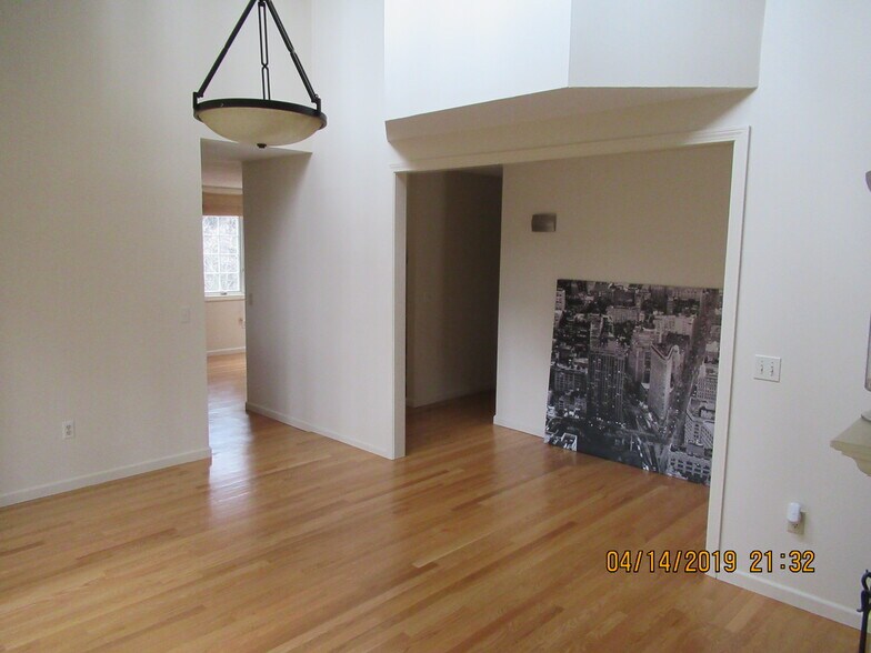DINING AREA - 100 Winterbourne Ln