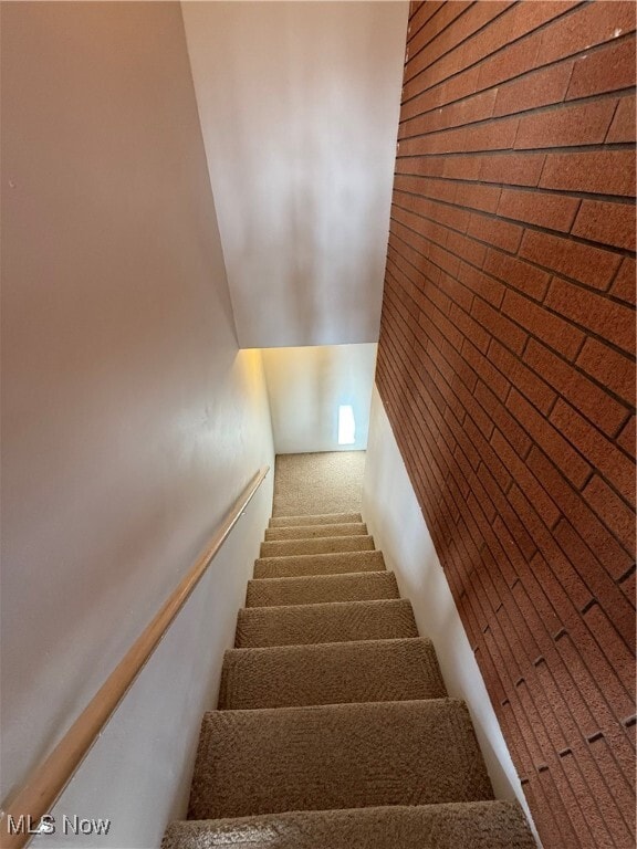 Building Photo - 964 Country Club Dr