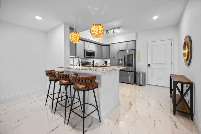 Building Photo - 605 Kemp St