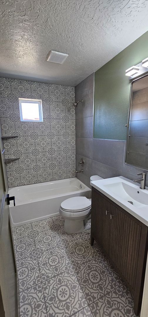 Building Photo - Available NOW!!!