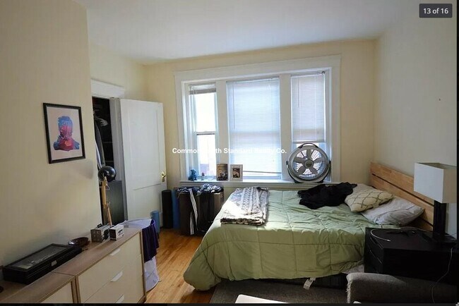 Building Photo - 69 Babcock St