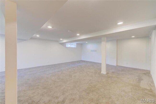 Building Photo - 1219 Blairshire Dr