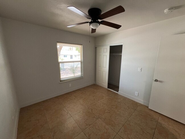 Building Photo - Spacious Single-Story 6-bed 3-bath Oasis with Private Pool and Spa in Spring Valley