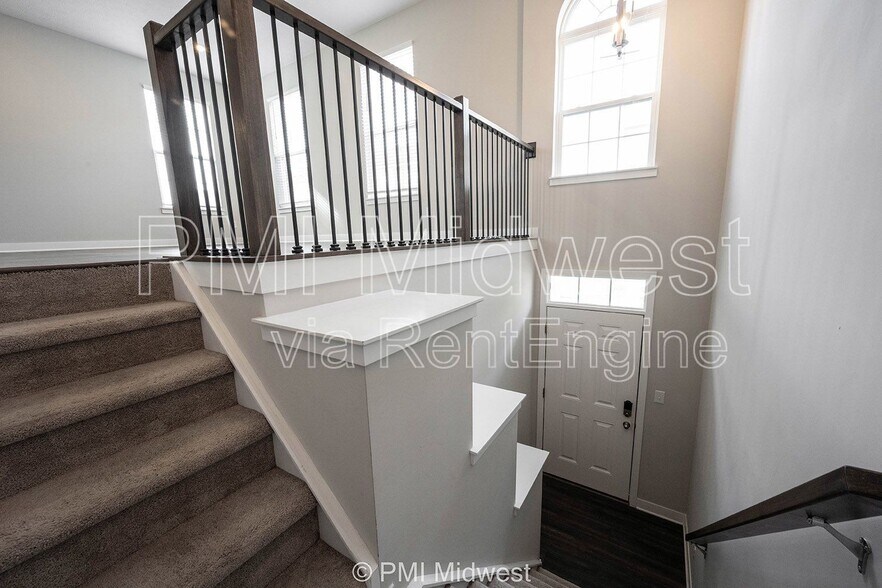 Building Photo - 7278 Zanesville Rd
