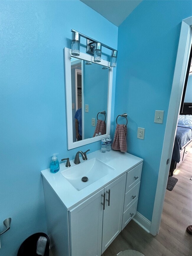 Building Photo - 30 Harbour Ln