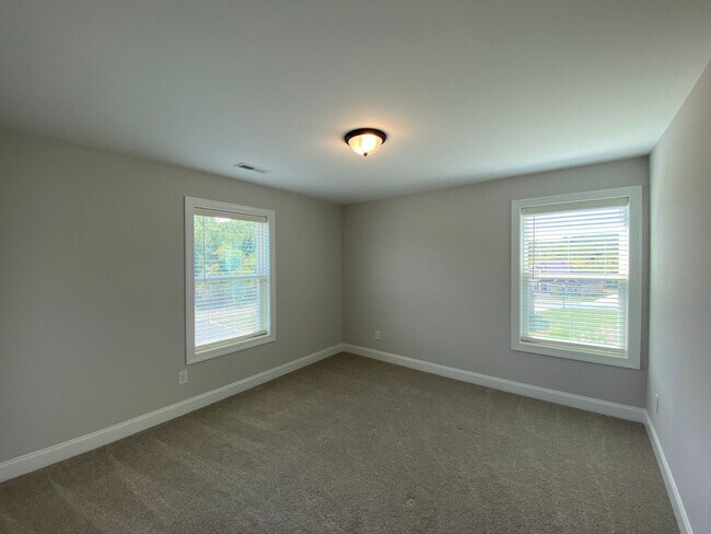 Building Photo - 6260 Kershaw Mdws Rd