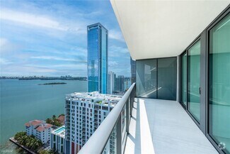 Building Photo - 2 br, 2 bath Condo - 460 NE 28th St Specta...
