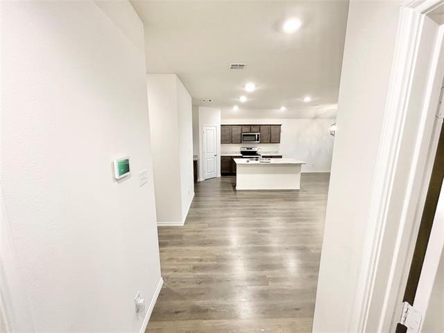 Building Photo - 1125 Silver Maple Ln