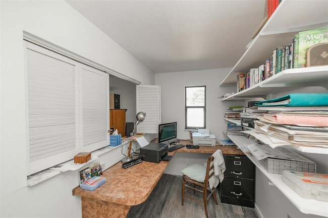 Office - 2363 Doud St