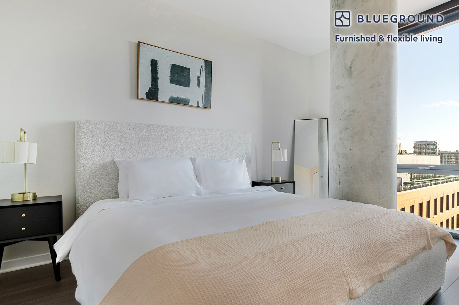 Building Photo - 730 W Couch Pl