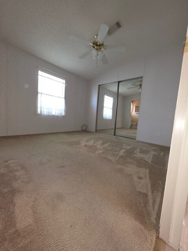 Building Photo - 5443 Bannock St