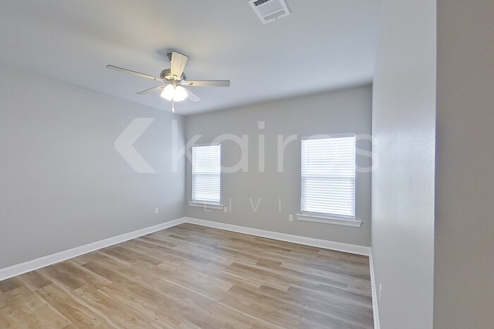 Building Photo - 18837 Seabiscuit Ln