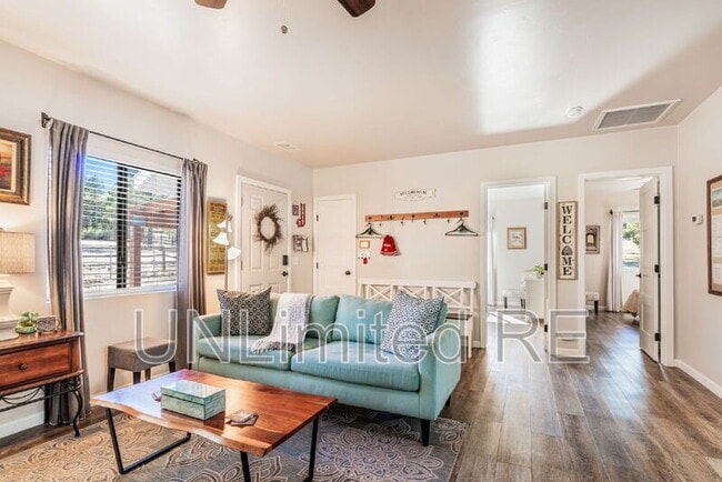 Building Photo - 5750 E Jeremy Ln