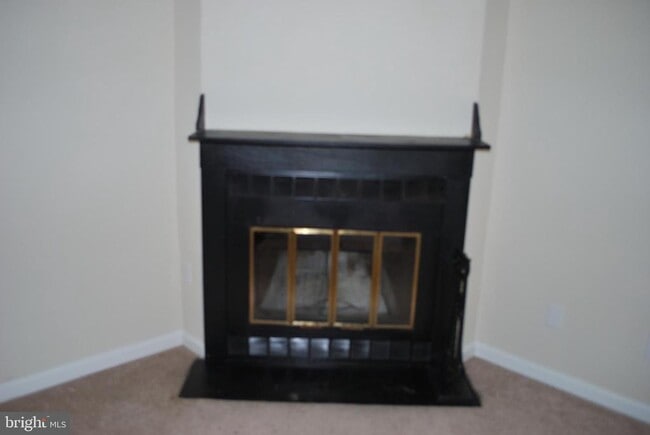 Building Photo - 4655 Whitaker Pl