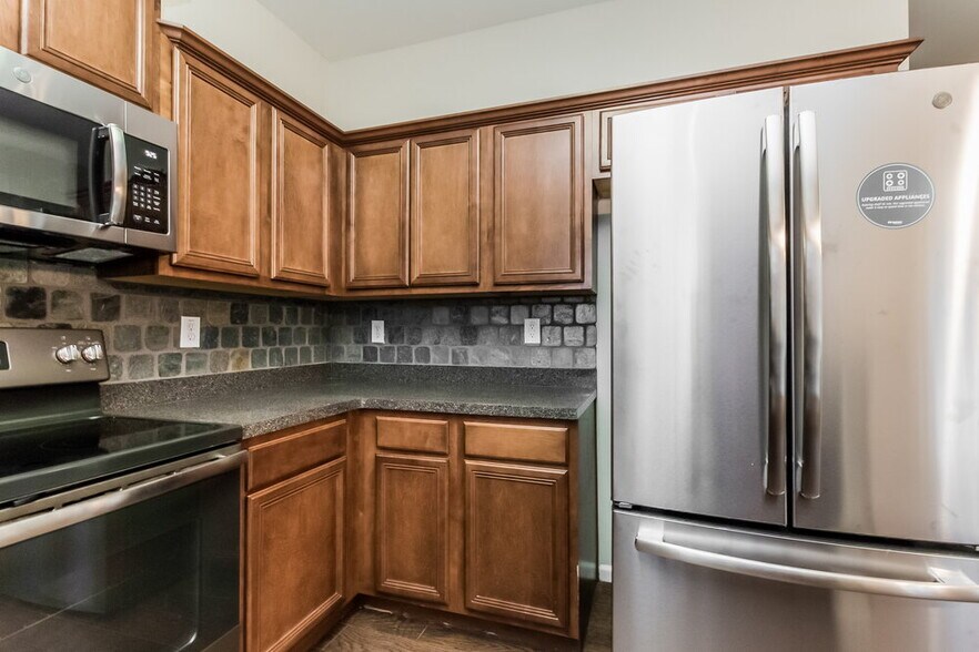 Building Photo - 6522 Grand Hickory Dr