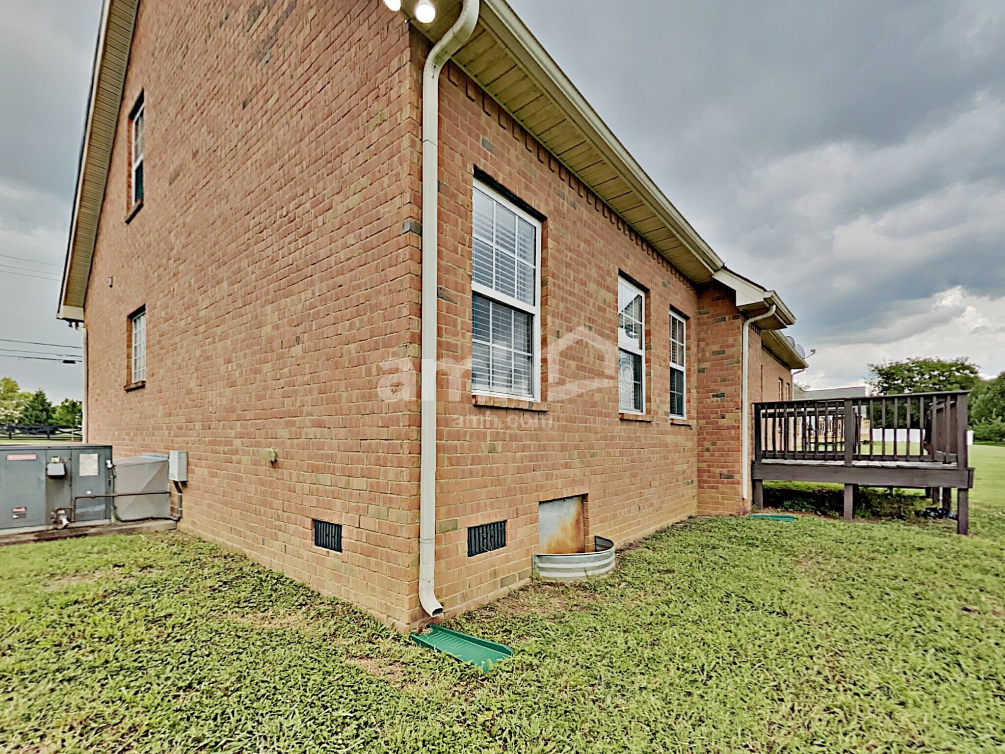 Building Photo - 636 Osborne Ln