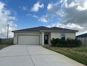 Building Photo - 105 Troubadour Ln