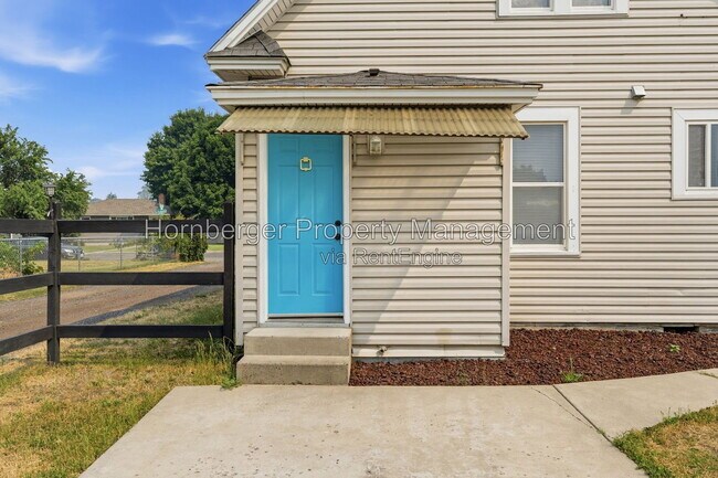Building Photo - 3502 E Jackson Ave