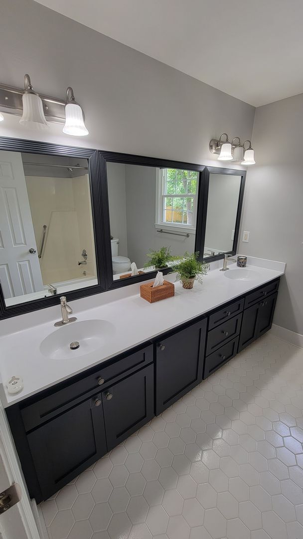 Building Photo - 4 bed, 2.5 Bath Home Available in Sugar Creek