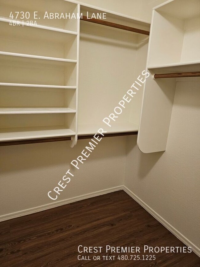 Building Photo - 4730 E Abraham Ln