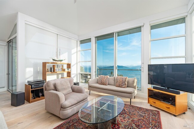 Building Photo - 345 Pacific Ave