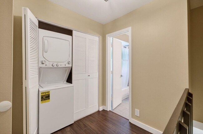 Building Photo - 149 NW 70th St