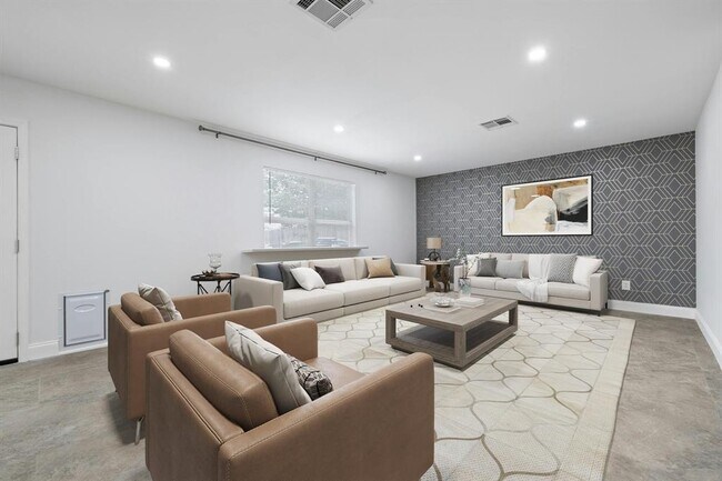 Building Photo - 3809 Haleys Way