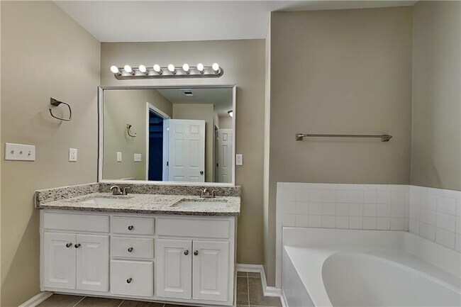 Building Photo - 3481 Skyland Ridge Ct