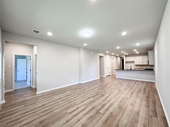 Building Photo - 409 Palo Brea Lp