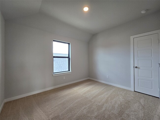 Building Photo - 29710 Burcreek Ln