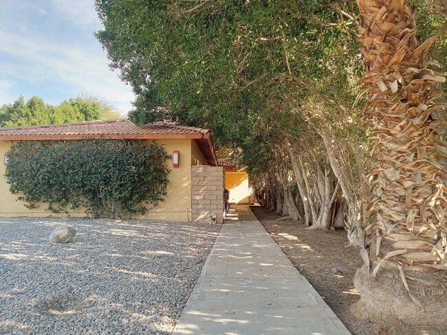 Building Photo - 33662 Whispering Palms Trail