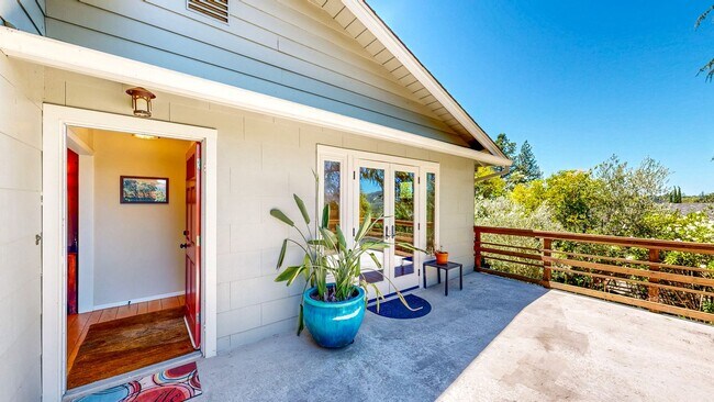 Building Photo - 4560 Sullivan Ct