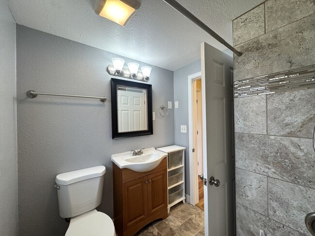 Building Photo - Charming Tacoma Home with Fireplace & Detached Shop