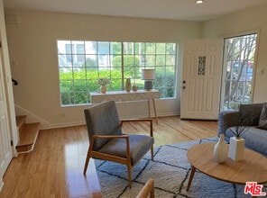 Building Photo - 1037 S Longwood Ave