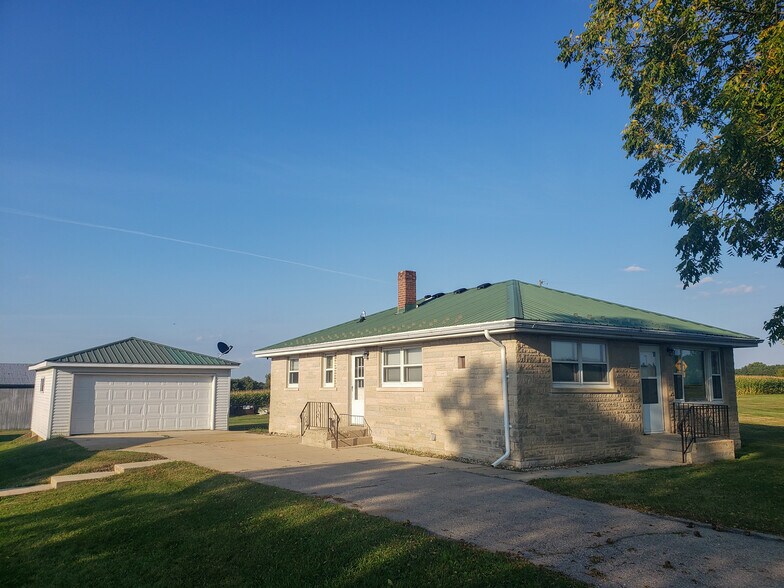 Building Photo - 3002 Hope Rd