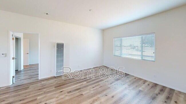 Building Photo - 4830 Terrace Ave