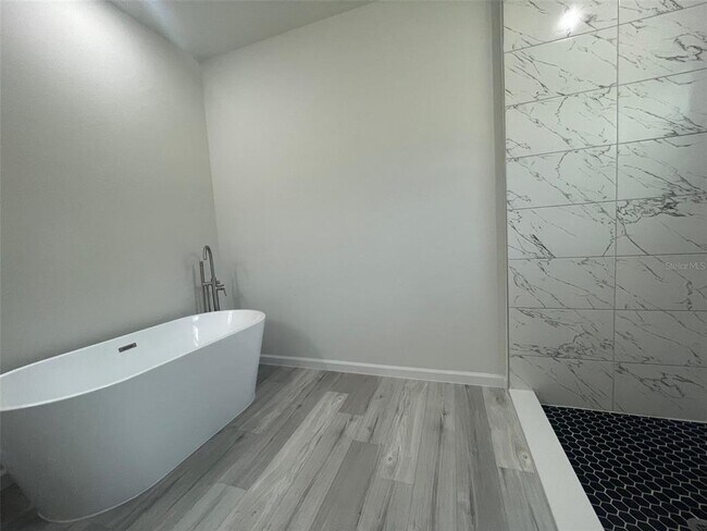 Building Photo - 3364 SW 165th Loop